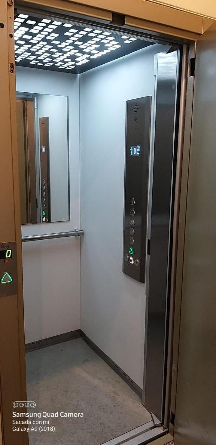 Piso En Avenida Pumarín . Wifi Apartamento Oviedo